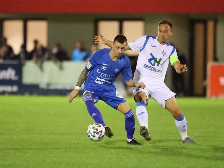 Mario Dagodan (vorne) in der Startelf.