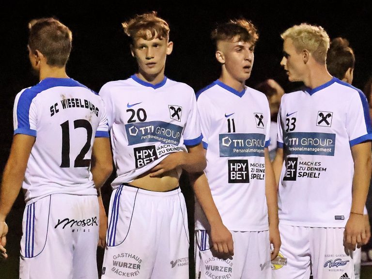 Andreas Lahmer (12), Michael Harrer, Özkan Dinc, Sebastian Punz;