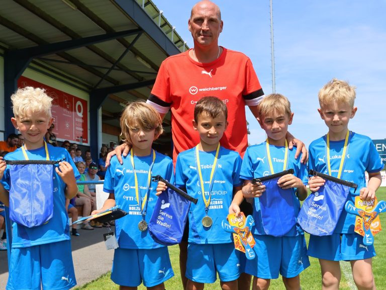 FussballCamp Rudi Vogel Kinder Medaillen Juli2023_148A0834