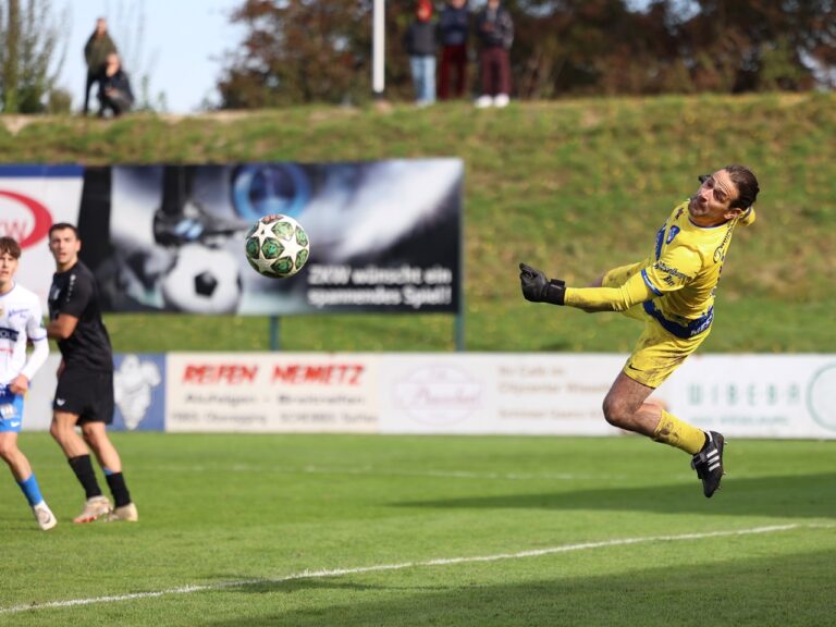 Mit einer starken Leistung hielt SCW-Goalie Harry Schrittwieser die Partie lange offen.